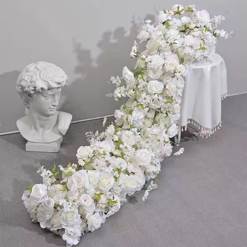 Hot Selling Heart Rose Flower Arch Decoration Vines Garland Silk Flower Garland Table Customizable Wedding Party Flower Runner
