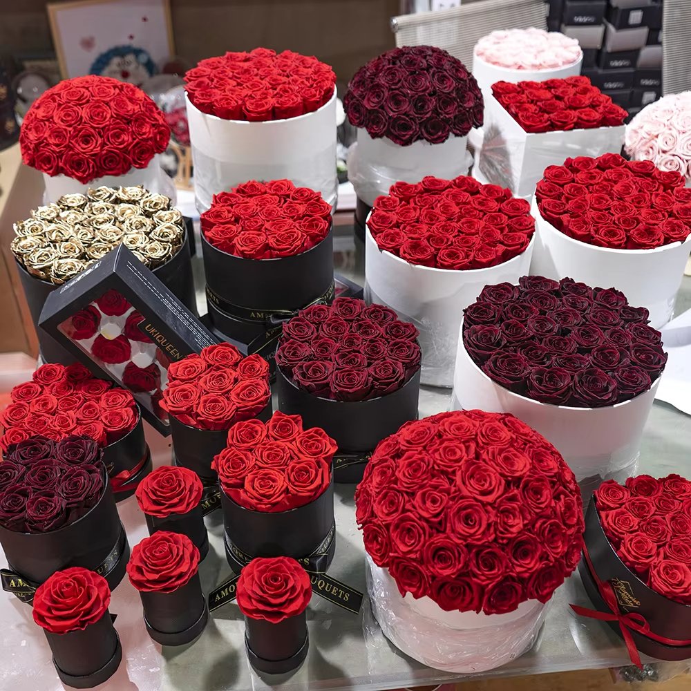 Hot Selling Everlasting Forever Eternal Flower Gift Real Stabilized Preserved Infinity Roses In Box For Valentine's Mother's Day