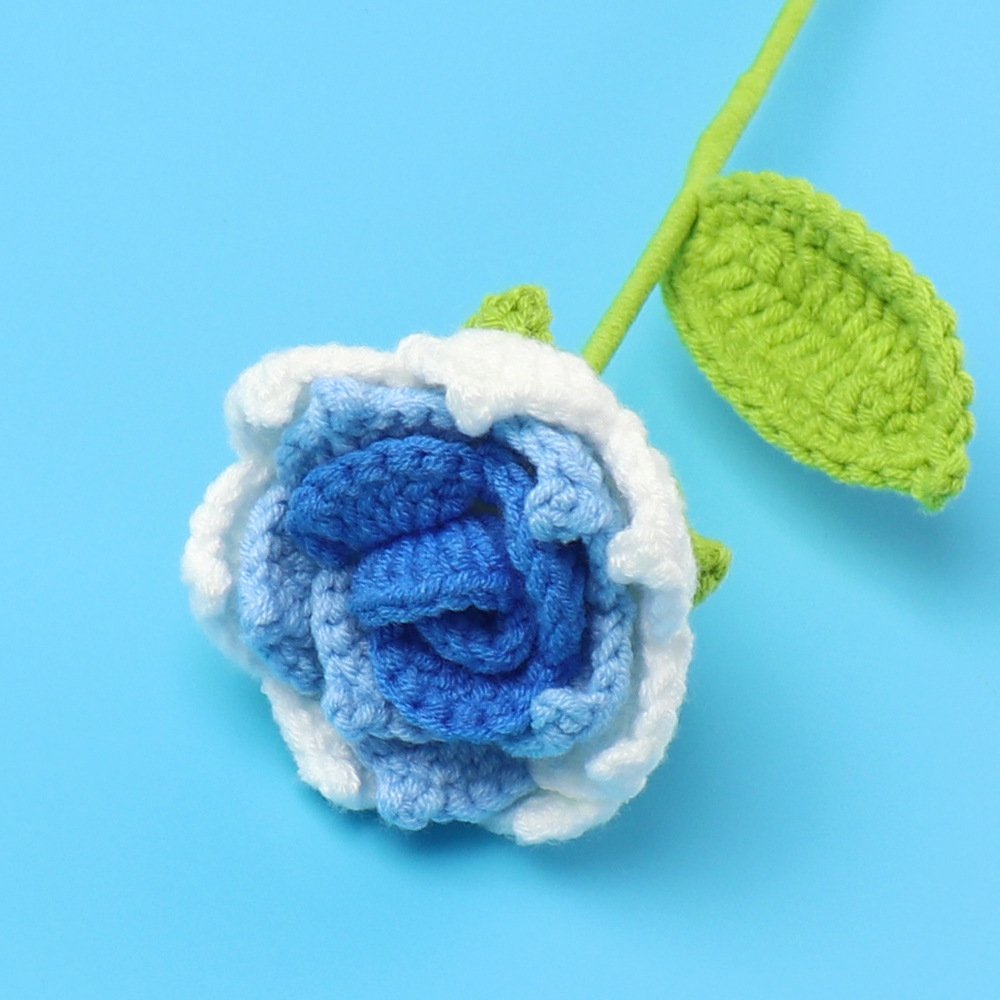 2024 Wholesale Wool Red Knit Roses Flower Preserved Rose Flower Wedding Valentine's Day Mothers Day Gifts Crochet Flower Rose
