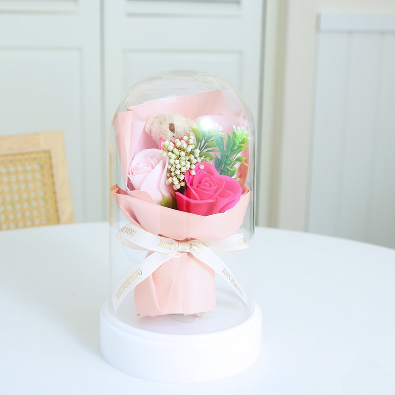 Preserved Flowers For Valentine's Day Gifts Bouquet In Glass Dome Flowers Fresh Bouquet for Mother's Day