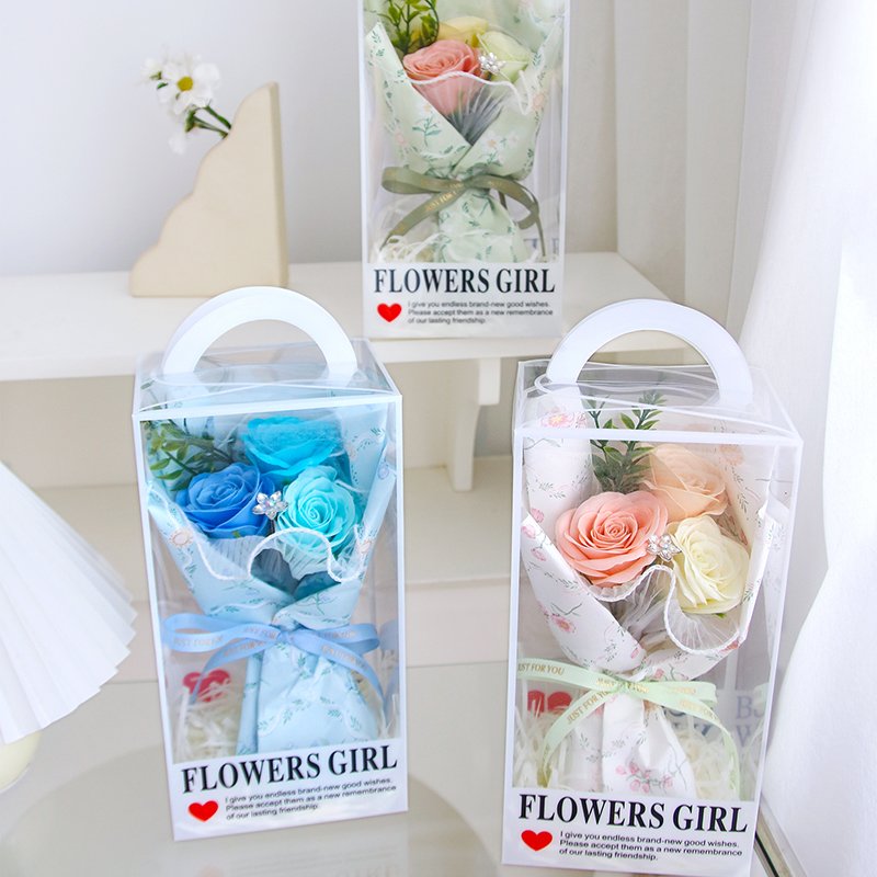 New Flower Pattern Eternal Rose Flower Dried Rose Mini Bouquet In PET box For Friend Gift Rose Mini Bouquet