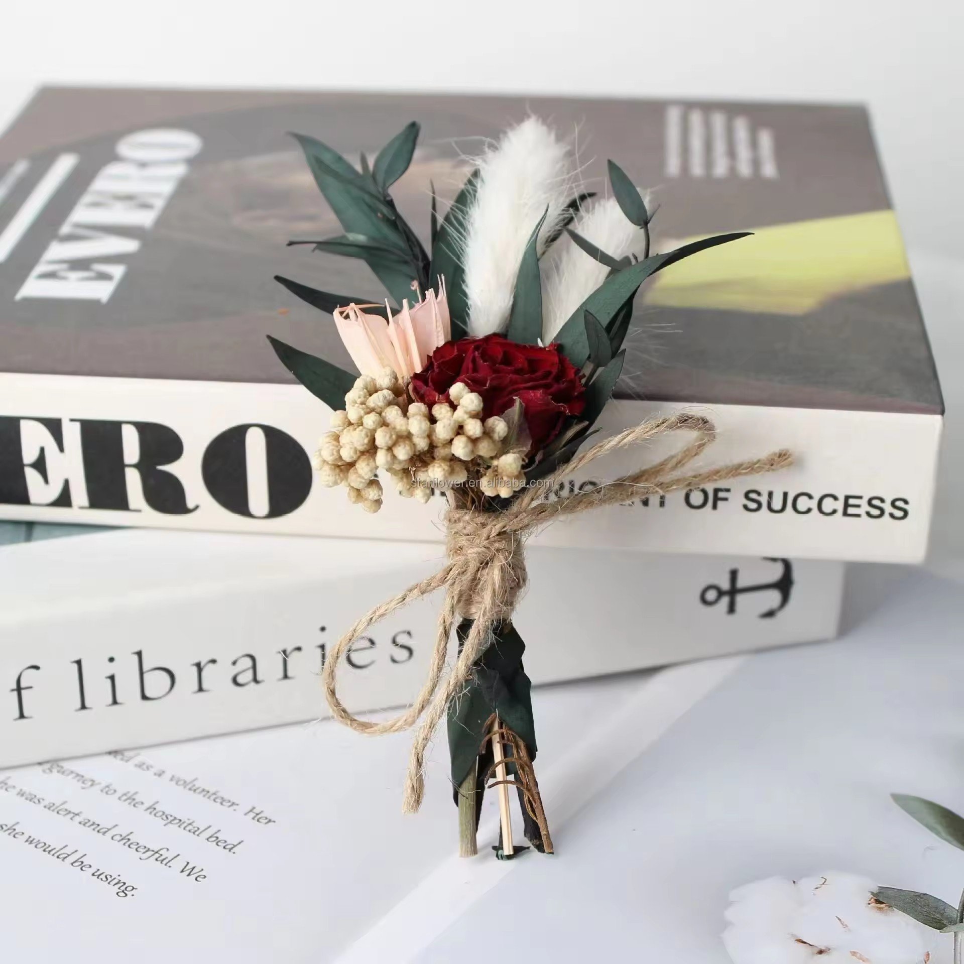 Wholesale DIY Craft Party Wedding Card Decoration Mini Flower bridal Rose Bouquet Natural Small Mini Dried Flower Bouquet