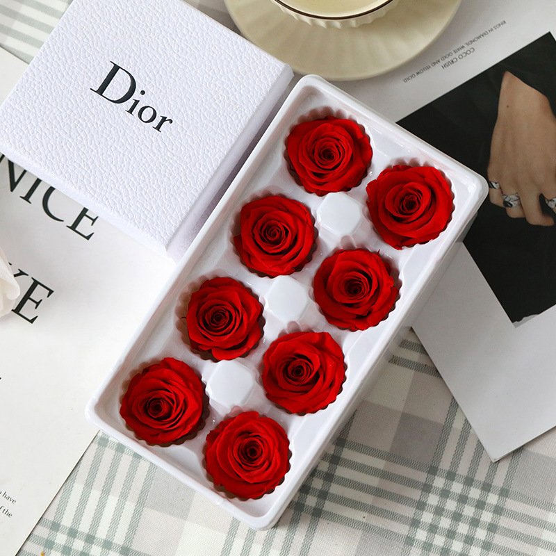 Cheap and Affordable 8pcs B Grade 4-5 Cm Preserved Rose Heads for Valentine's Day Gift Present