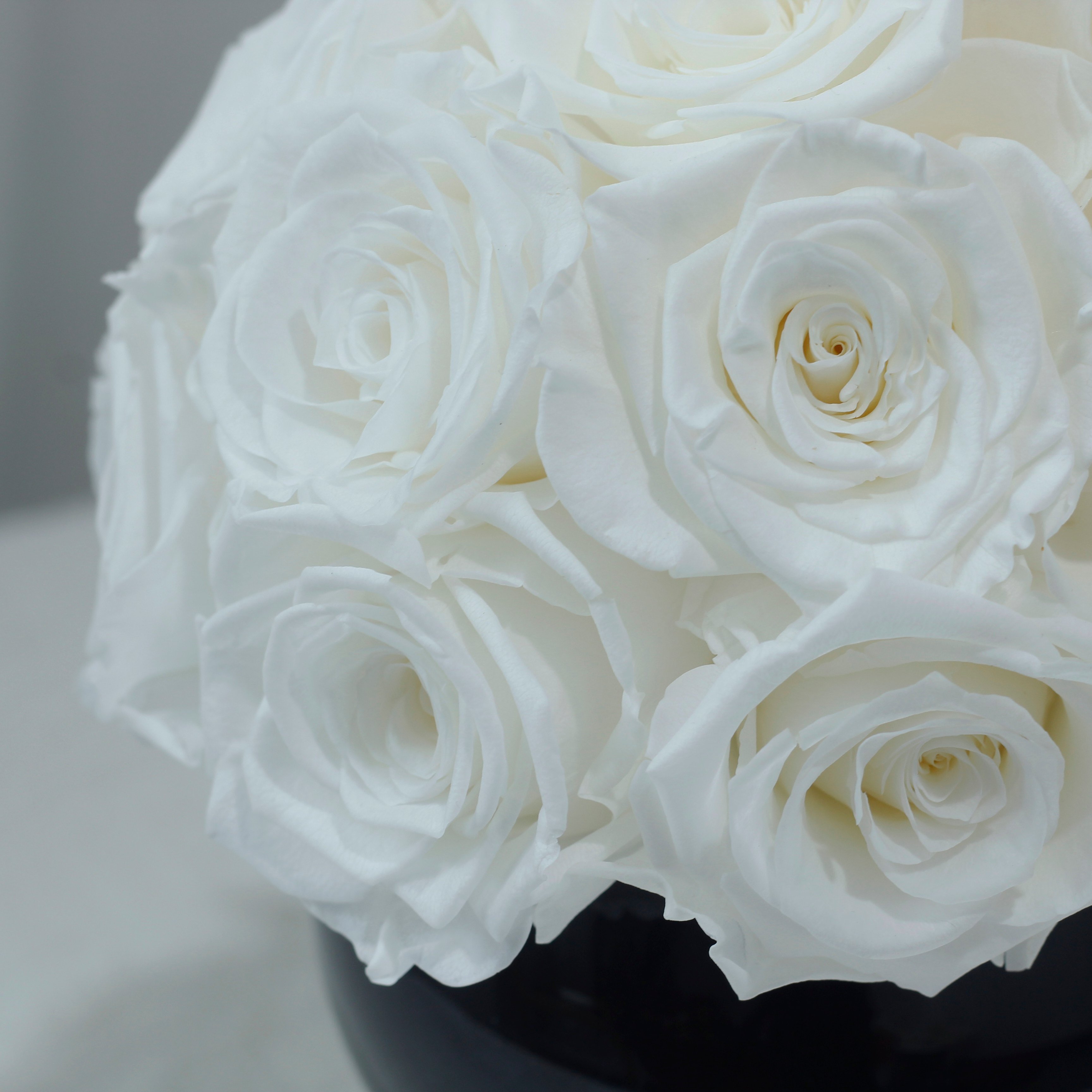 Lovebay Home Deco Table Gifts Preserved Natural Flowers Long Lasting Flower Preservation Forever Real Preserved Roses in a Vase