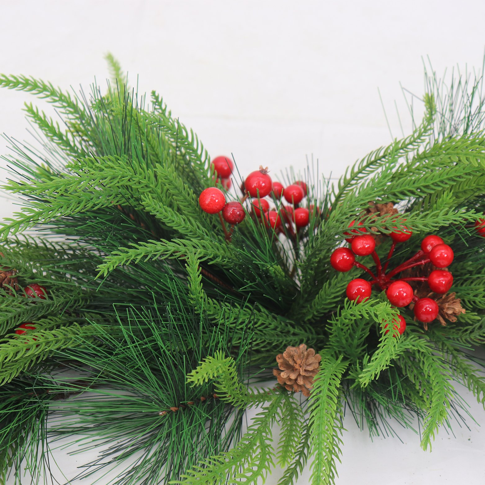 High Quality Wall Hanging Christmas Decoration 102cm Artificial Cryptomeria Fortunei Pine Needles Red Christmas Horn Pine Cones