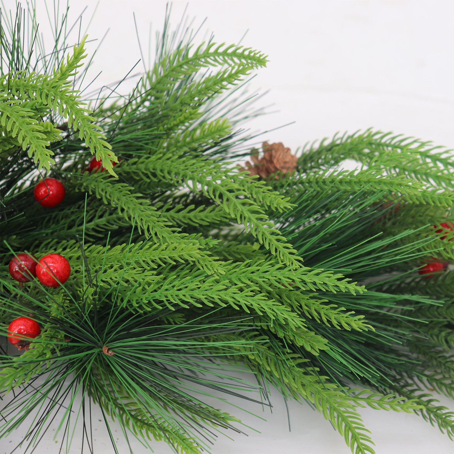 High Quality Wall Hanging Christmas Decoration 102cm Artificial Cryptomeria Fortunei Pine Needles Red Christmas Horn Pine Cones