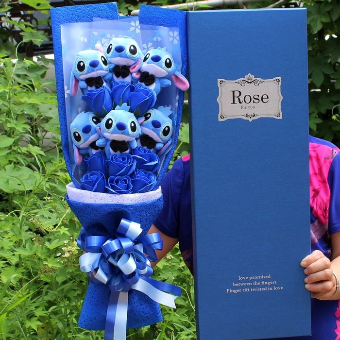 2024 New Valentine's Day gift Plush toy bouquet Cartoon pink blue Doll bouquet handmade for a loved one