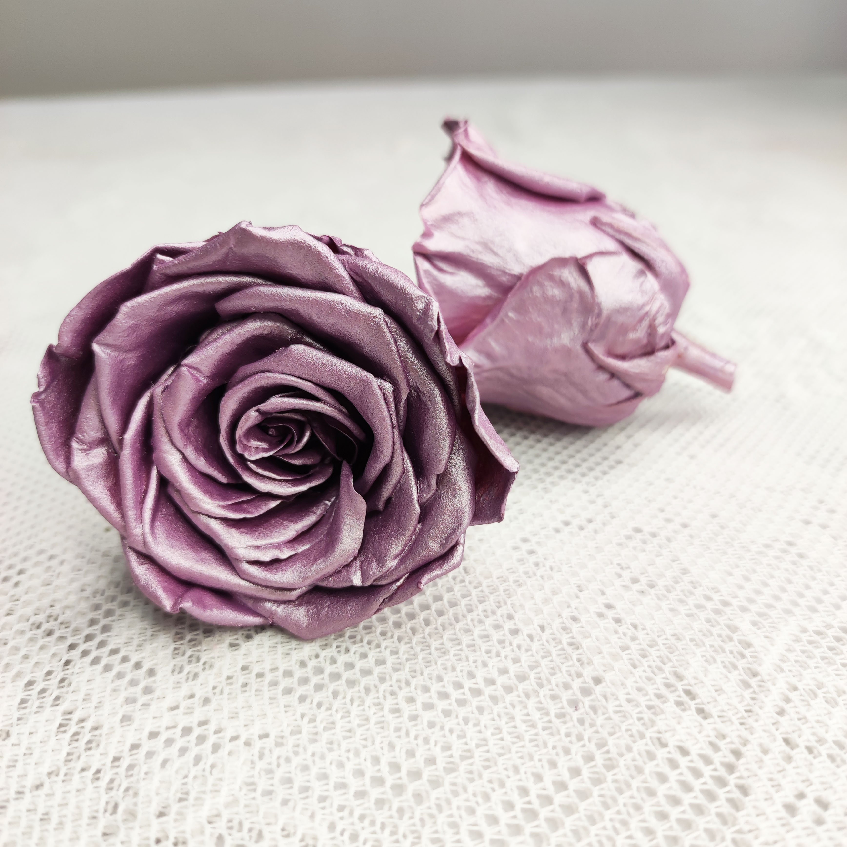 New Style High Quality 4-5cm Preserved Rose Flower Head Gold Rose For Party Decorations