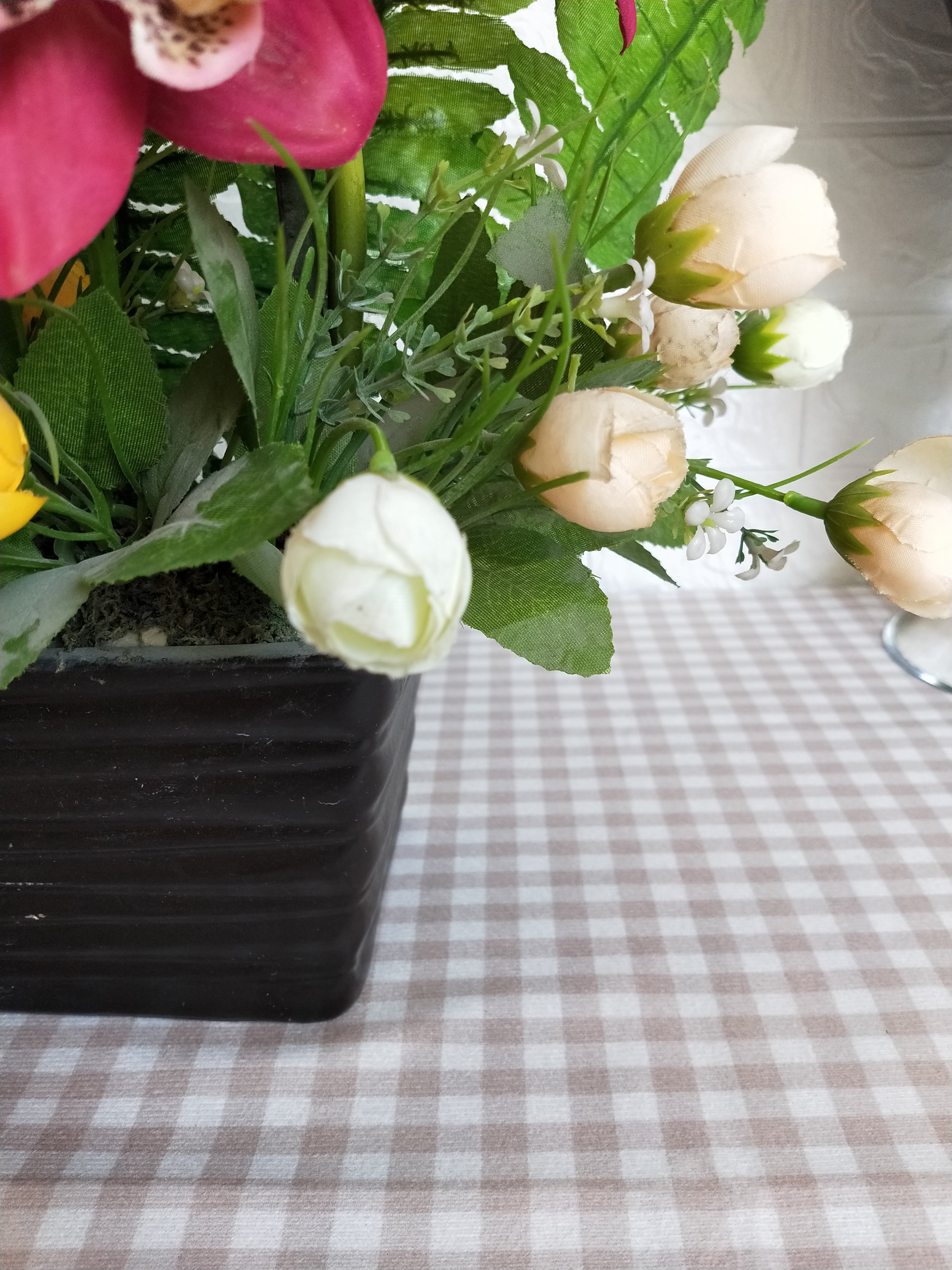 wholesale Artificial Flower arrangement Cymbidium orchid in retrangle ceramic pot for Corridor living room decoration