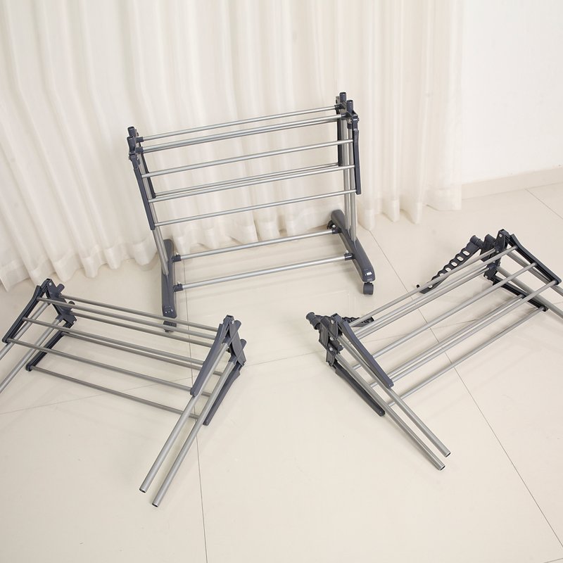 Large Capacity Clothes Rack With 3 folding tiers