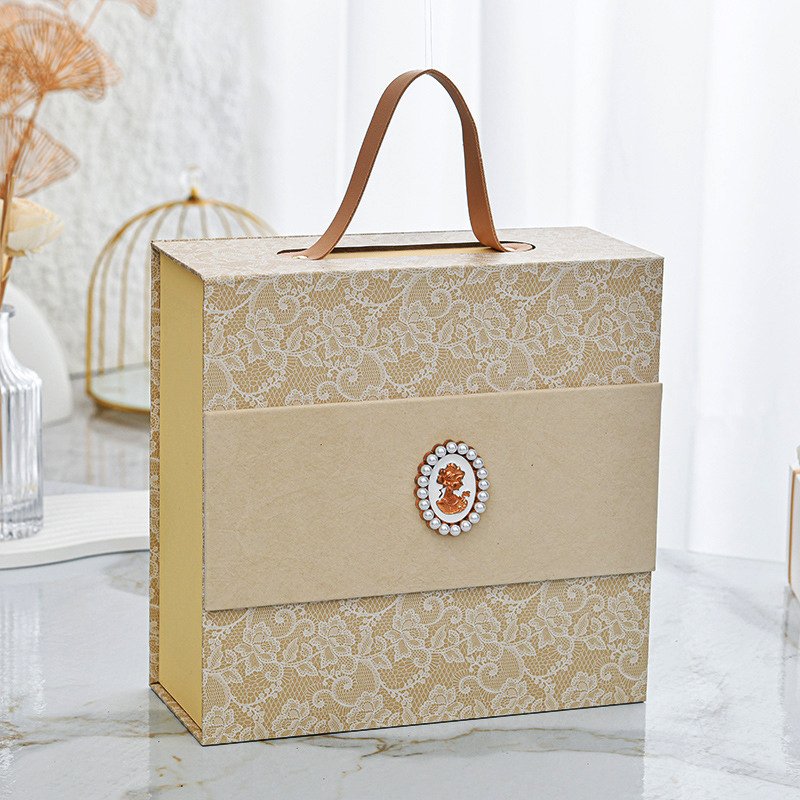 Factory Premium Noble Lady Magnetic Flip Folding Box Jane Love Love Echo Handheld Gift Boxes Wedding Candy Bridesmaid Packaging