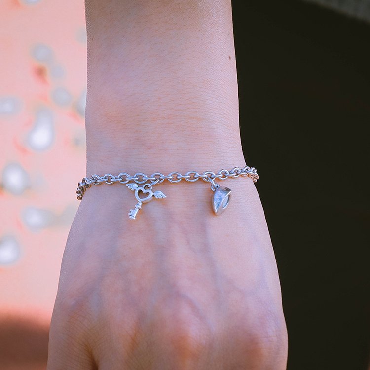 I029 Couple Bracelets Heart-Shaped Magnet Lock Key Bracelet Fashion Jewelry Bracelet & Bangles