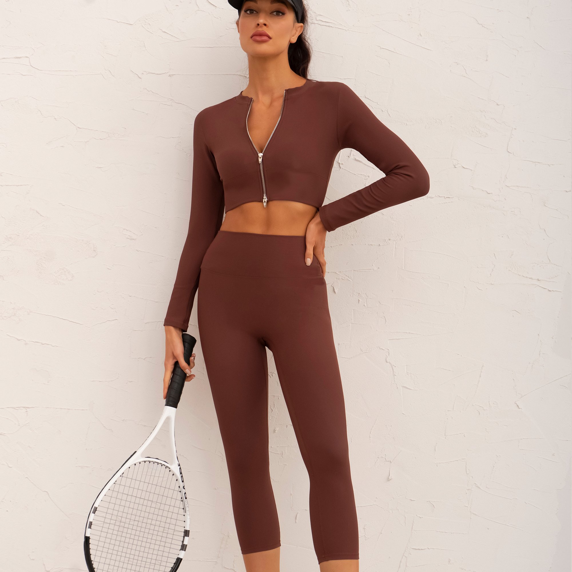 Pt Sports Five Pieces Set Free Matches Design Zippered Jacket Top No Embarrassing Capri Leggings Tight Bottom Ruched Fabric Girl