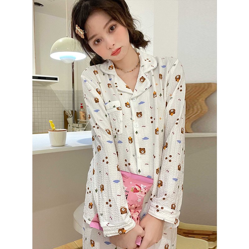 Wholesale matching family pajamas, soft and comfortable simple cardigan cartoon pajamas, women's pajamas set