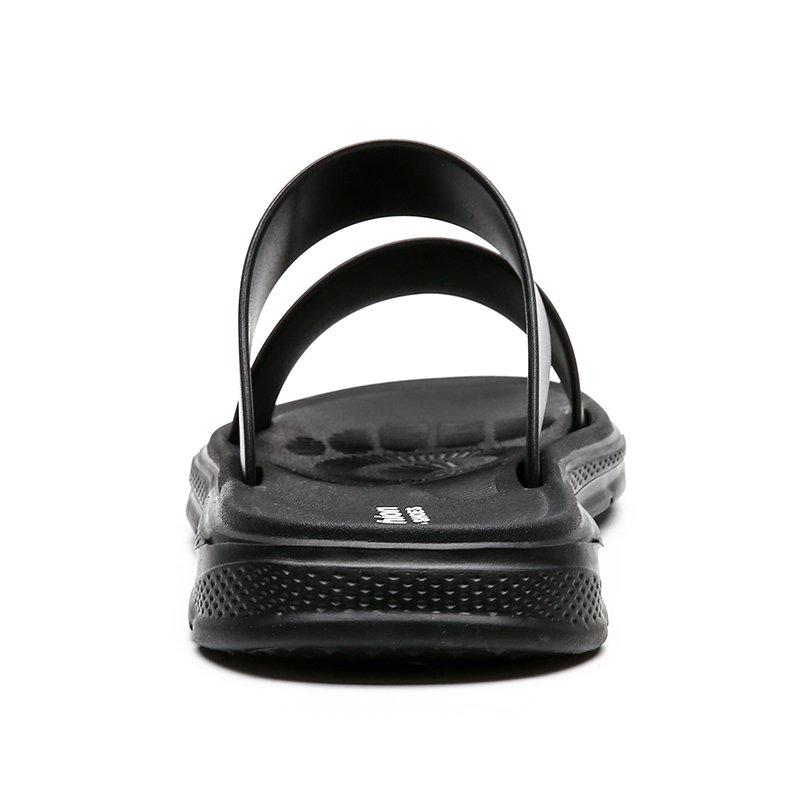 Factory Direct Wholesale High quality comfortable summer men's Slippers Sandals Plus-size men's beach slippers