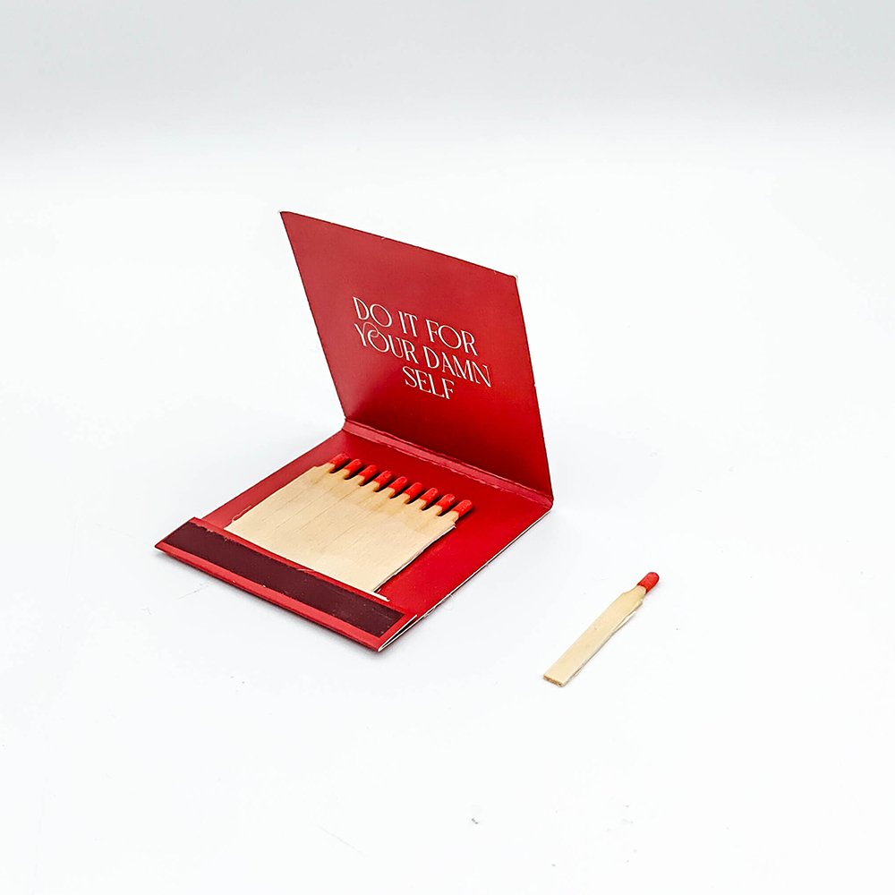4.8 cm matches sticks red tips match box with custom logo with10 sticks matchbook black paper stick matchbook