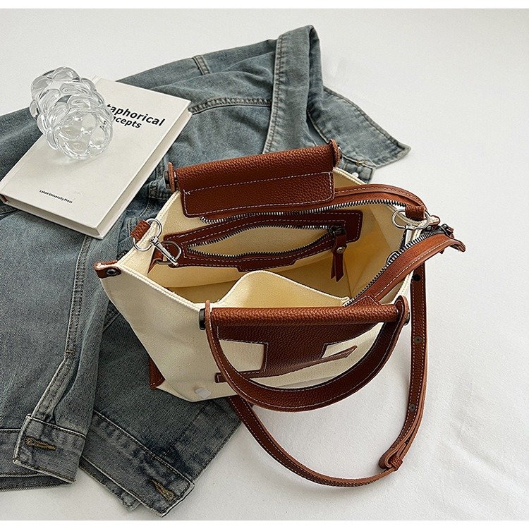Japanese and Korean fashion new hand-held tote bag canvas large capacity color matching canvas shoulder messenger bag