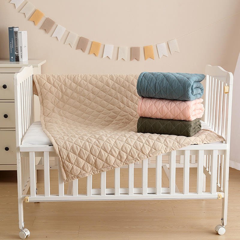 High Quality Cotton Crib Cot Fitted Sheet Baby Bedding Quilt Cover Set with Matching Color Flat Pillow