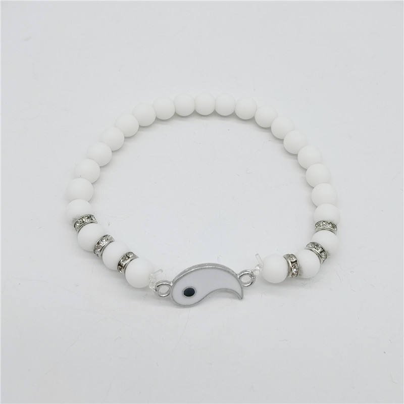 Wholesale White and Black Ying Yang Beaded Bracelets Fashion Tai Chi Matching Jewelry for Couples