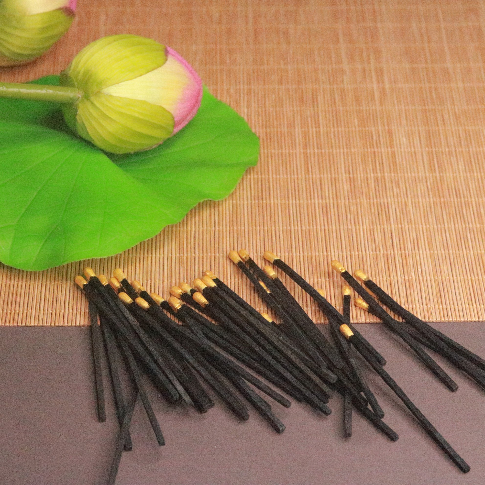 Factory wholesale bulk matches in Black stick golden tip matches long black wooden luxury golden tip bulk 4 inches matches