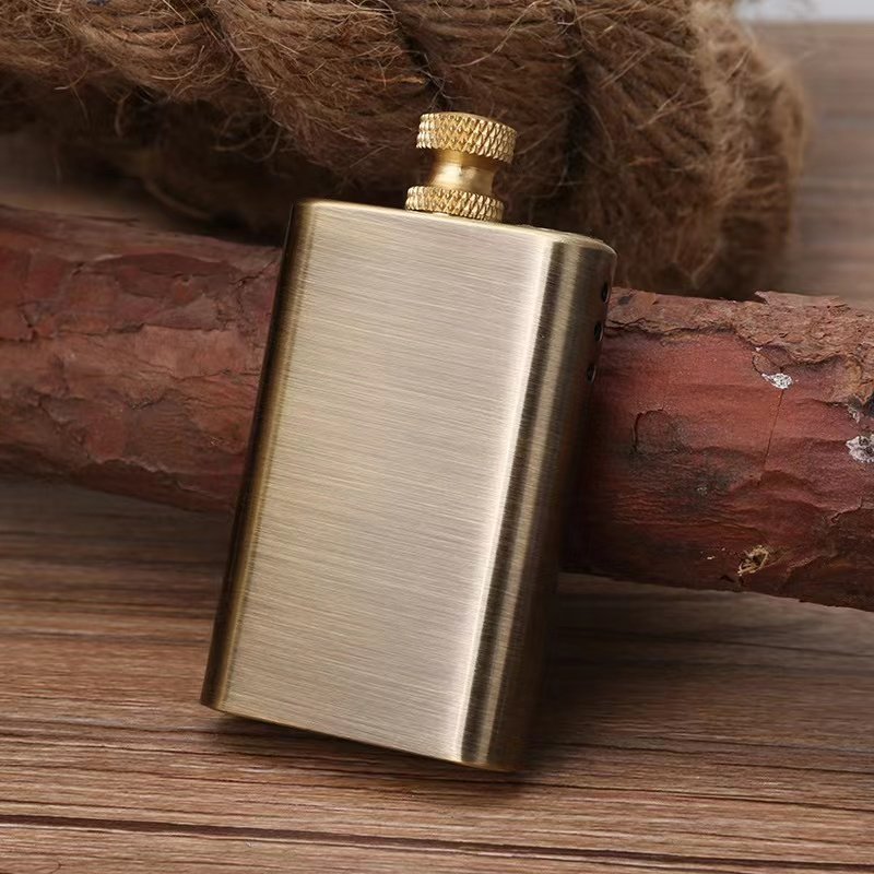 2023 High-end kerosene match lighters easy carry matches brass material gift lighter custom logo match lighters for cigarettes