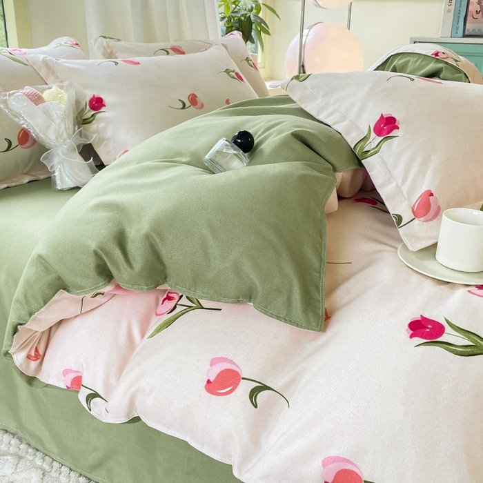 Factory Supplier Microfiber 4 6 Piece Bedding Sets Printed Duvet Cover Bedding Sets With Matching Curtains