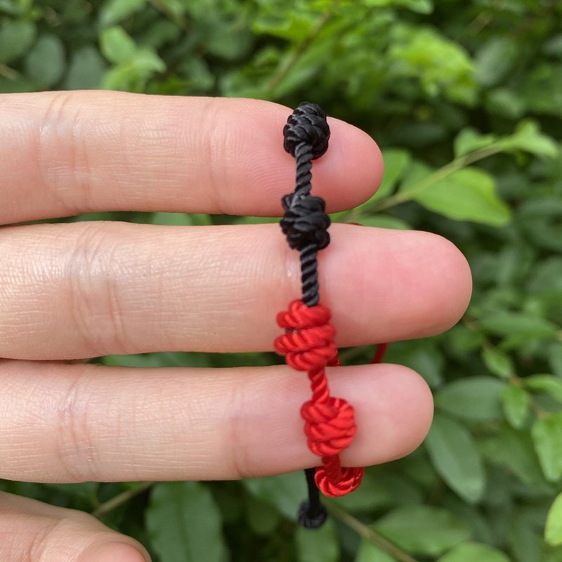 7 Knots Bracelet Baby Mommy Daddy Matching Bracelets Braid Lucky Black Red String Kabbalah Protection Bracelet