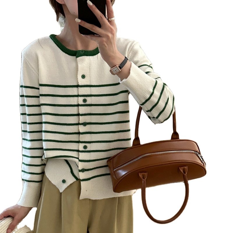 2024 Autumn vintage color matching striped crew-neck knit cardigan design feel slimming short sweater