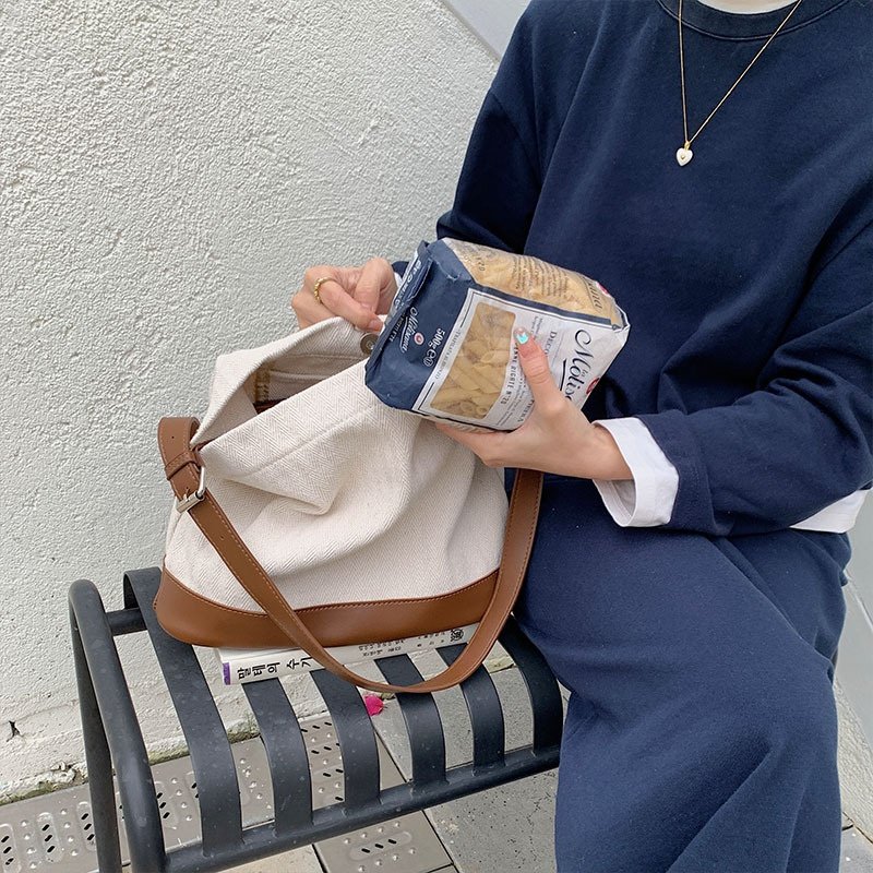 Large Capacity Korean Style Canvas Crossbody Bag for Women and Mothers Easy Match Casual Shoulder Satchel with Open Closure