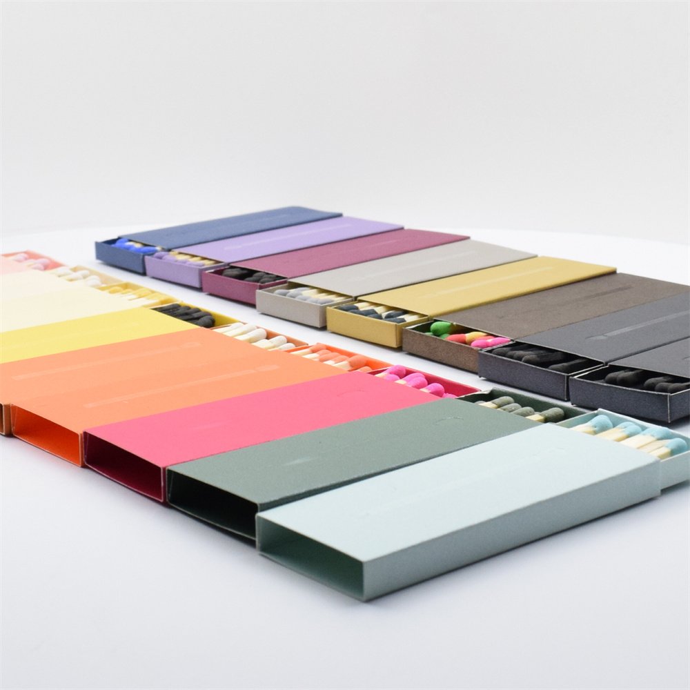 Lower MOQ safe wholesale price Small Matchbox Customized 48mm Colored Waterproof Matches for candle matchsticks
