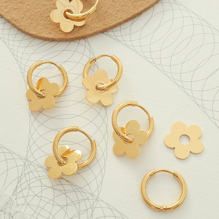 Japanese Korean Style Fashion Exquisite Sweet Girl Hundred Match No Fade Flower Petal Hoop Earrings