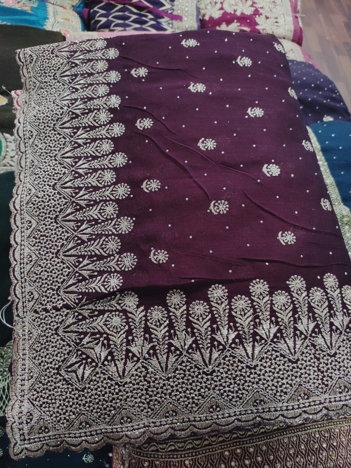 Exquisite Vichitra Silk Saree with Heavy Zari Border & Stone Work Paired with Matching Blouse-Elegance Redefined for Adults