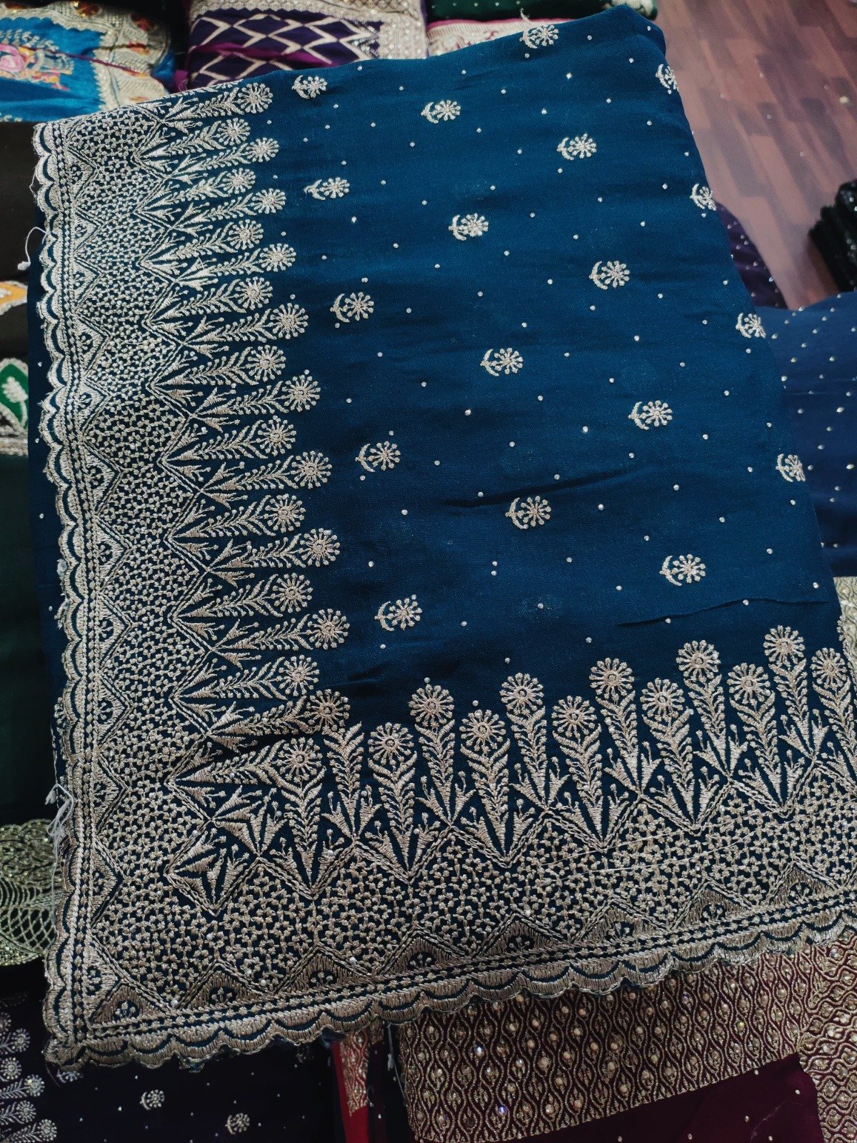 Exquisite Vichitra Silk Saree with Heavy Zari Border & Stone Work Paired with Matching Blouse-Elegance Redefined for Adults