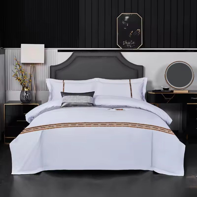 Five-star Hotel spa Resort white cotton custom LOGO embroidery printing four-piece set hotel sheets bedding set