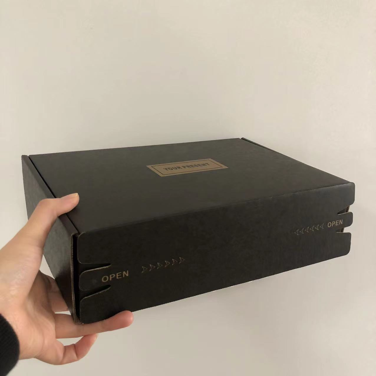 wholesale self sealing easy tearing zippers cardboard boxes clothing packaging boxes logistics corrugated shipping boxes