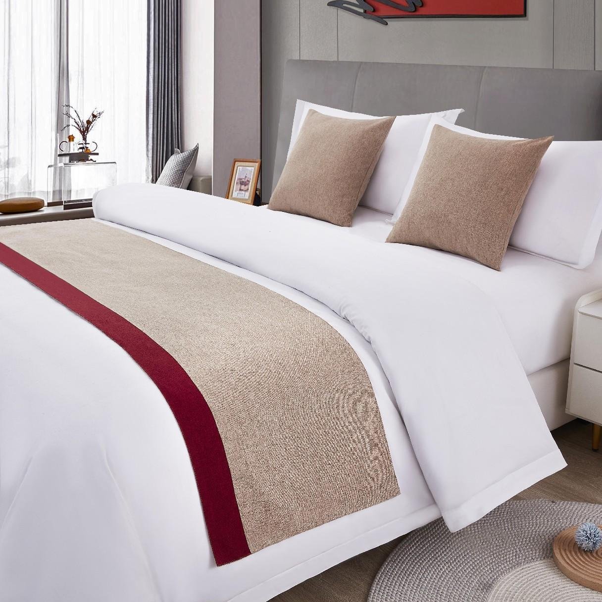 Factory Direct Hotel Exquisite Luxury Matched Cushions and Bed Runners