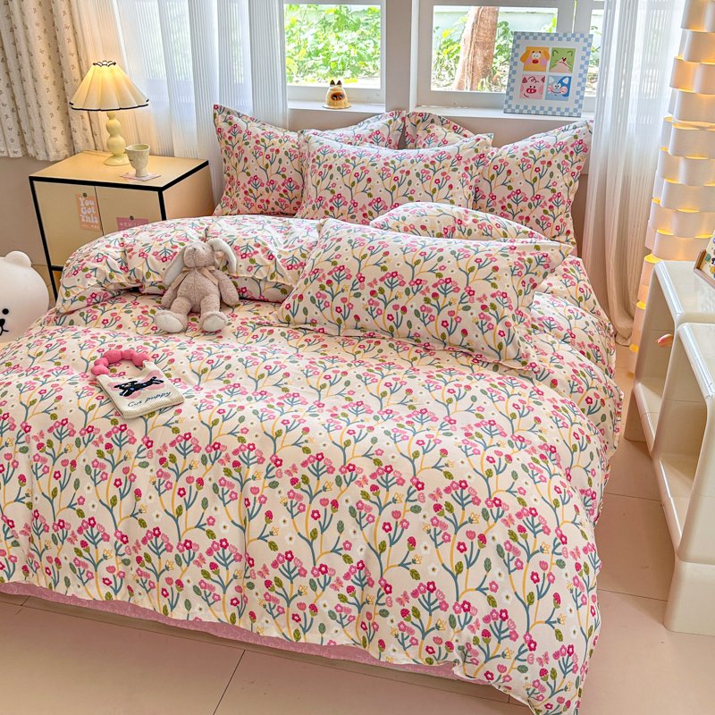 Wholesale Microfiber bedding set Modern Comfy 2024 Fashion trend Bedding sets with matching curtains