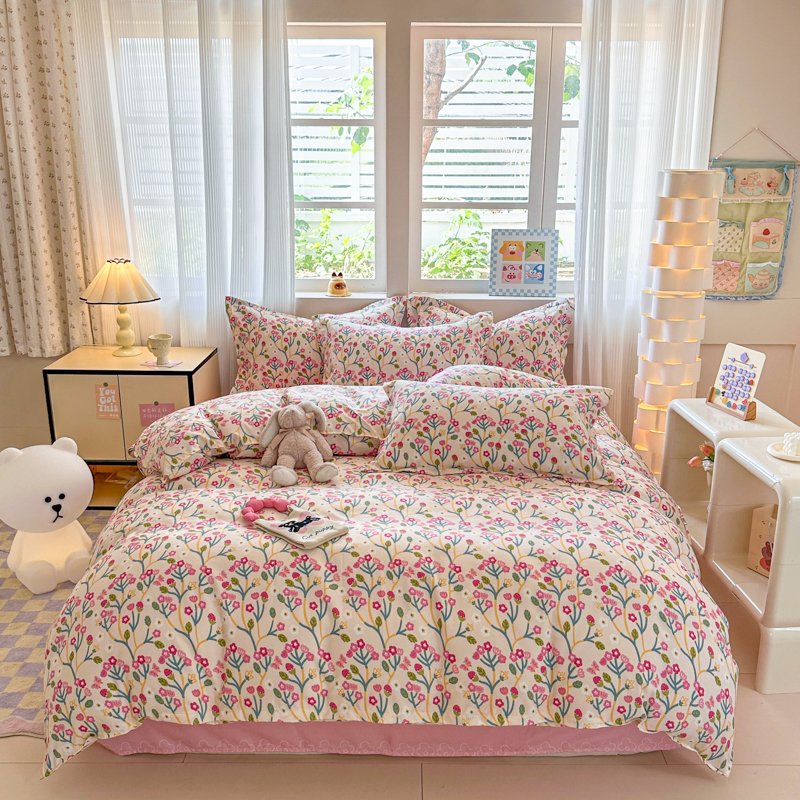 Wholesale Microfiber bedding set Modern Comfy 2024 Fashion trend Bedding sets with matching curtains