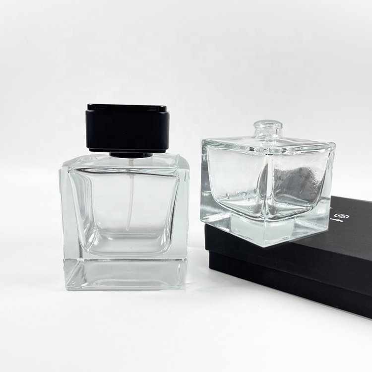 Hot sale 100ml square perfume bottle empty spray perfume glass bottle refillable perfume bottle with matched black lid