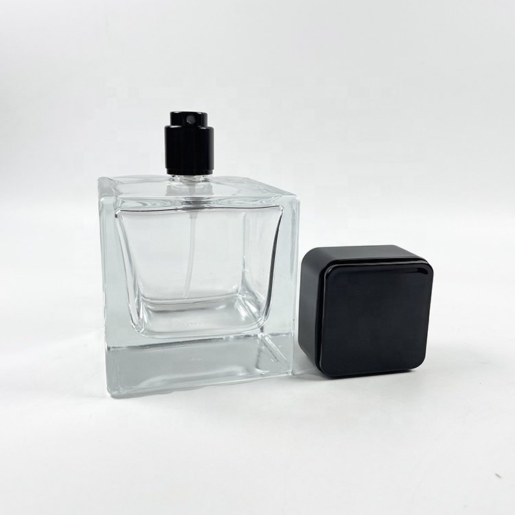 Hot sale 100ml square perfume bottle empty spray perfume glass bottle refillable perfume bottle with matched black lid