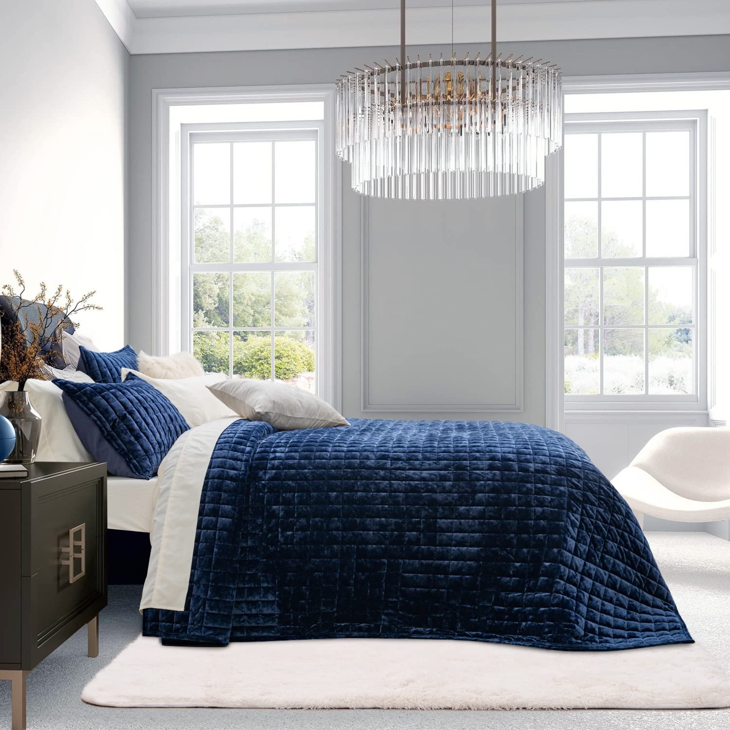 All Season Oversized Bedspread Coverlet Quilted Bedding Set With 2 Matching Pillow Shams