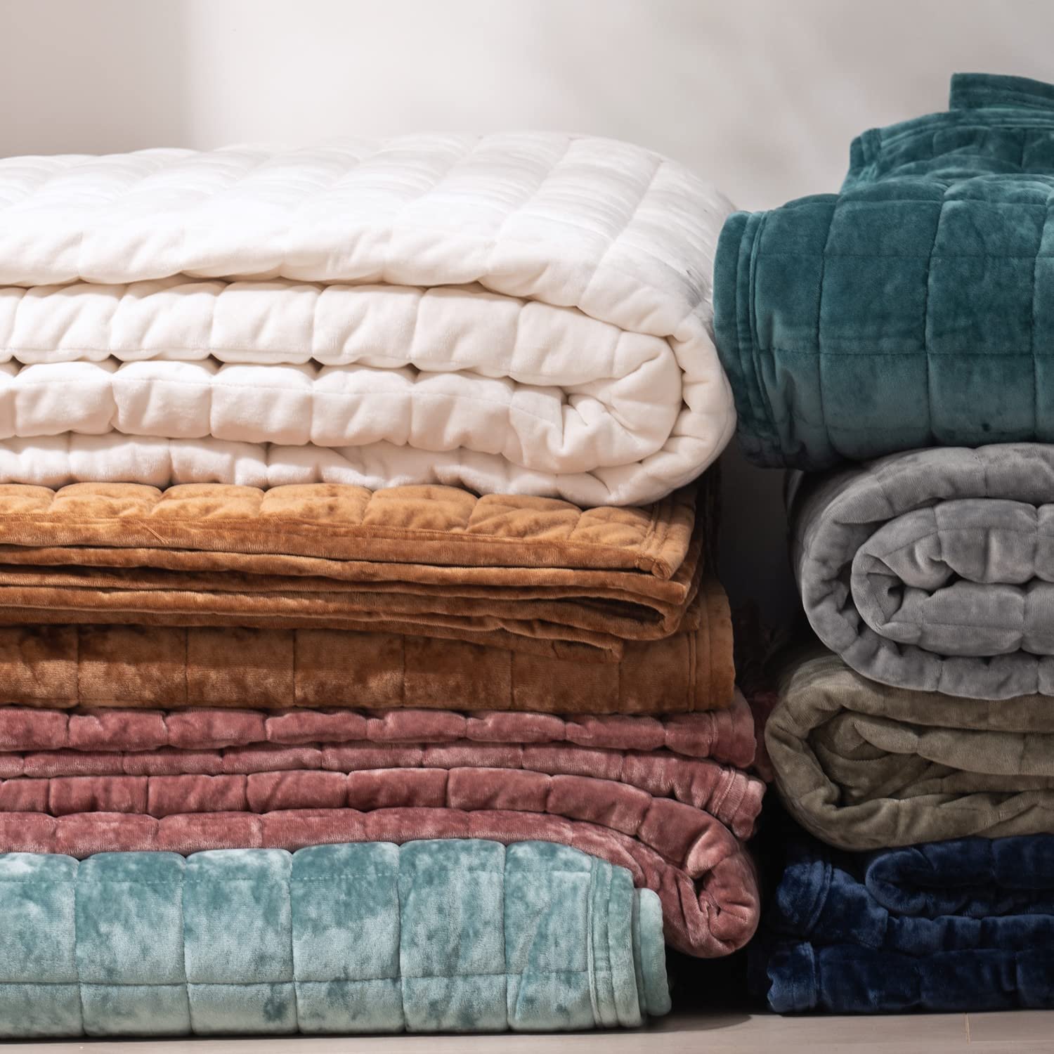 All Season Oversized Bedspread Coverlet Quilted Bedding Set With 2 Matching Pillow Shams