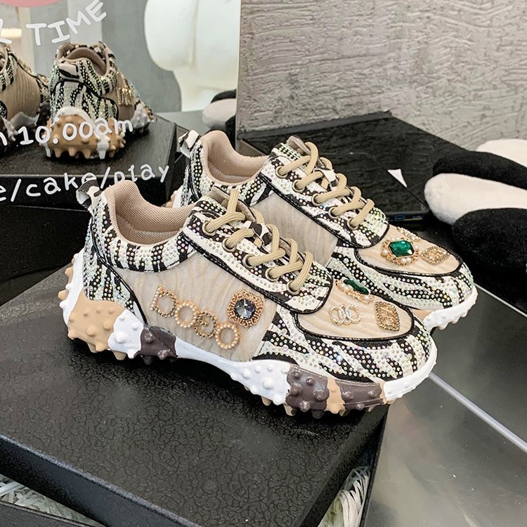 Full diamond color matching casual shoes with diamond inlaid cream color daddy shoes high profile thick soled casual shoes