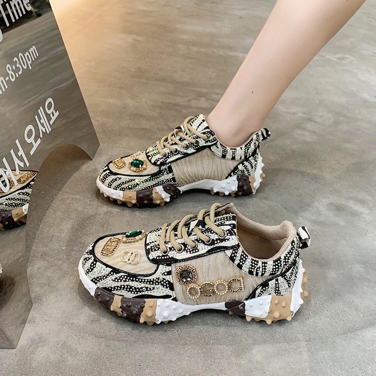 Full diamond color matching casual shoes with diamond inlaid cream color daddy shoes high profile thick soled casual shoes