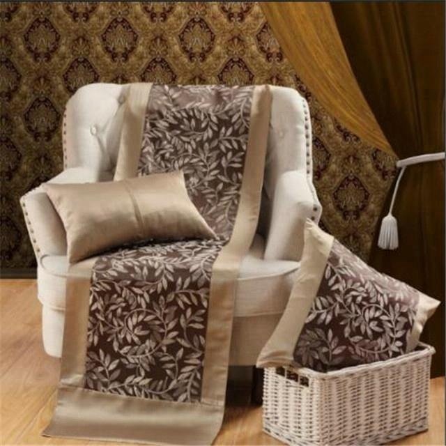 Factory Price Bed Scarves Jacquard Bed Runner and Matching Pillows