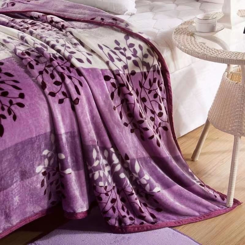 Wholesale casual cheap low price bed blanket warm blanket cartoon print soft single-sided blanket