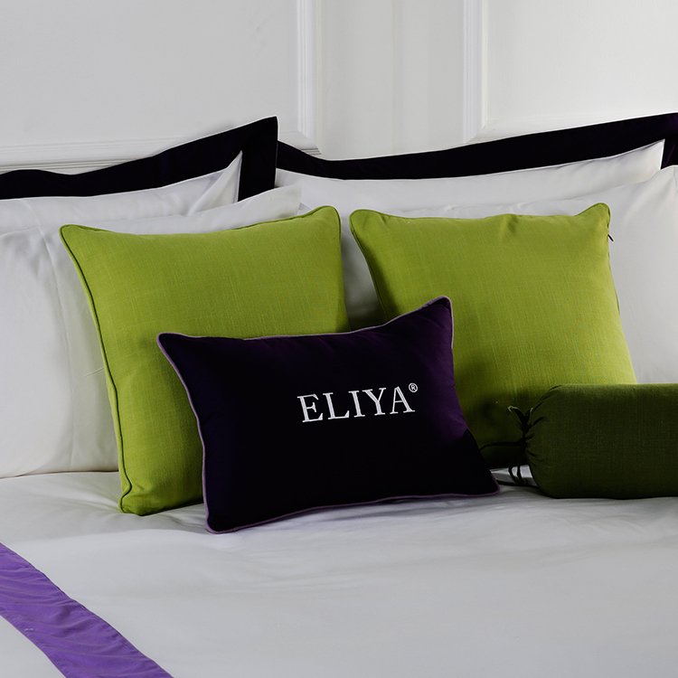 Luxury Fashion Designed 100% Cotton White Bedding Set Matching Pillows Decorative Bed Runner