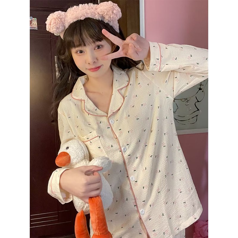 Wholesale matching family pajamas Long sleeve plus pants simple two piece women's pajamas set cute