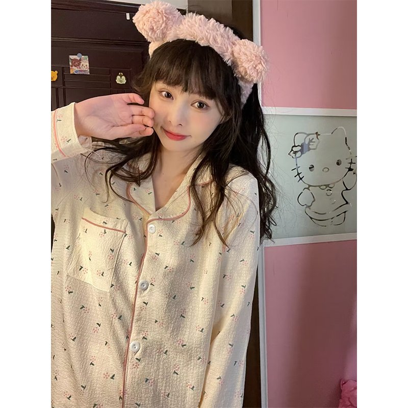 Wholesale matching family pajamas Long sleeve plus pants simple two piece women's pajamas set cute