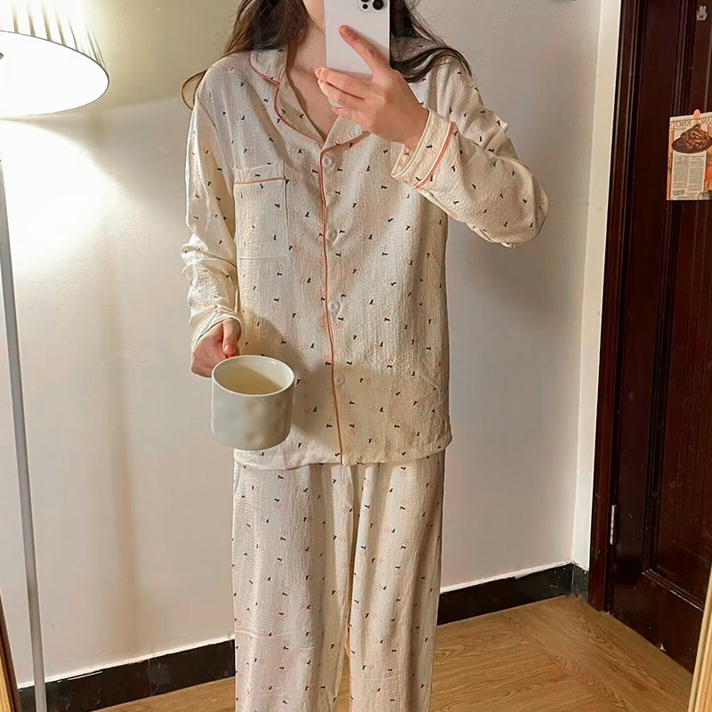 Wholesale matching family pajamas Long sleeve plus pants simple two piece women's pajamas set cute